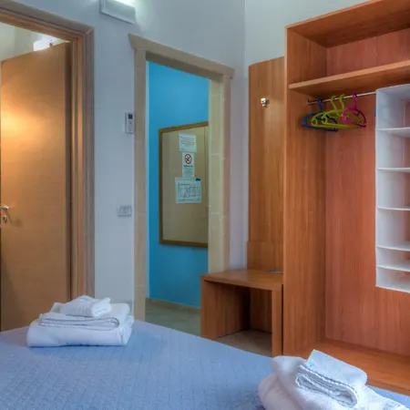 Aquarium Aparthotel